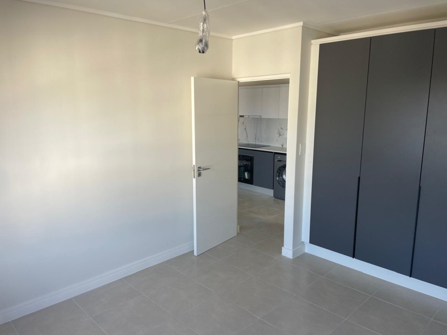 To Let 1 Bedroom Property for Rent in Somerset West Western Cape